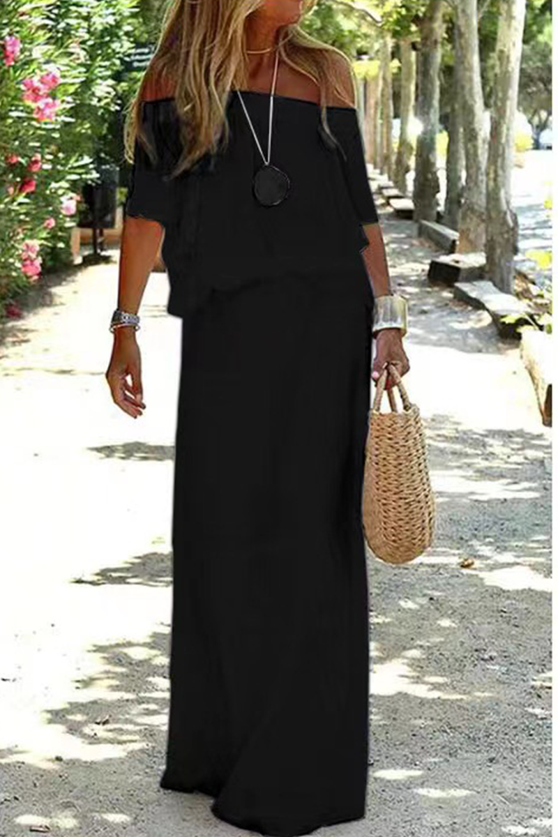 Beautifully Finished Dress in a Timeless Design