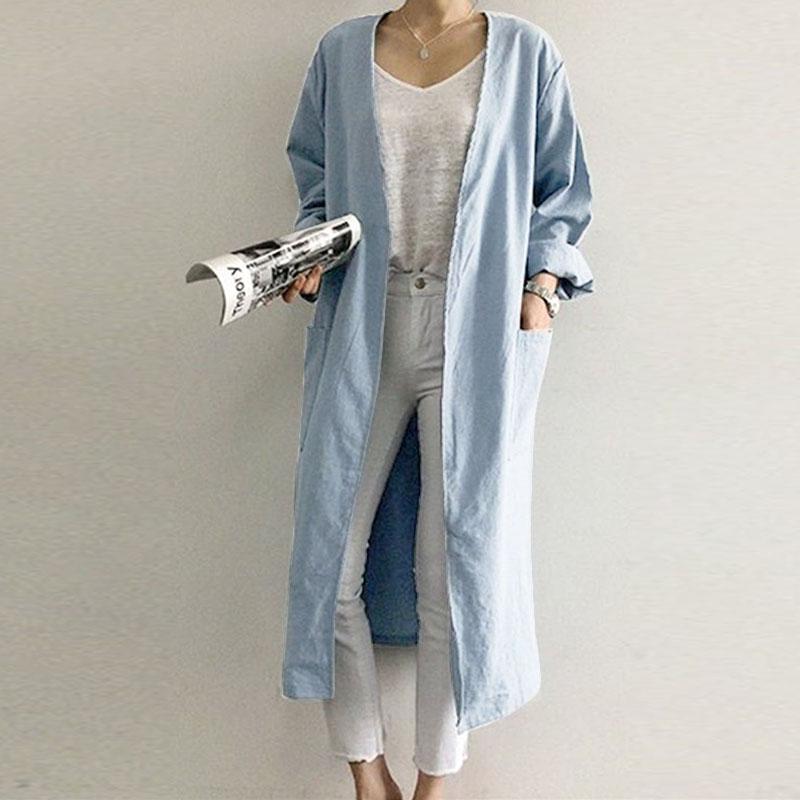 Classic Vintage Cardigan with a Flattering Fit