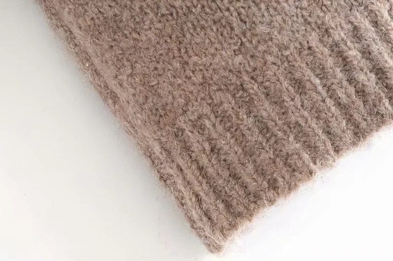 Elegantly Styled Sweater for Everyday Wear