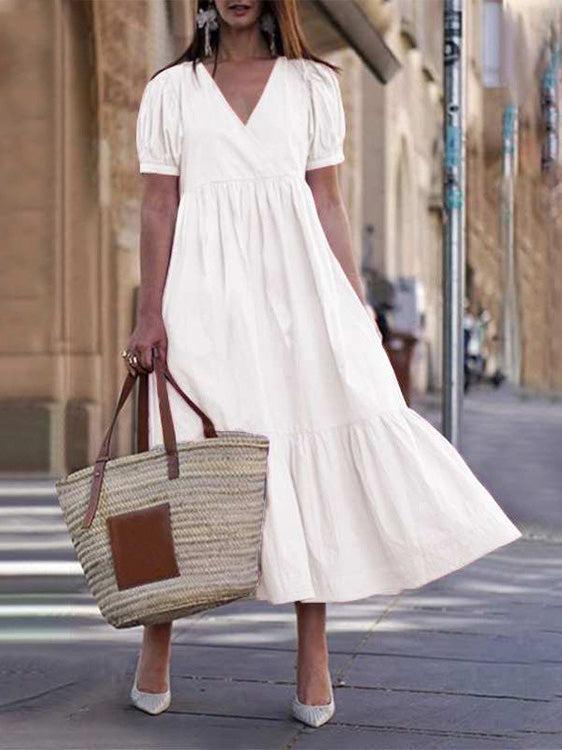 Sophisticated Dress with a Clean Classic Look