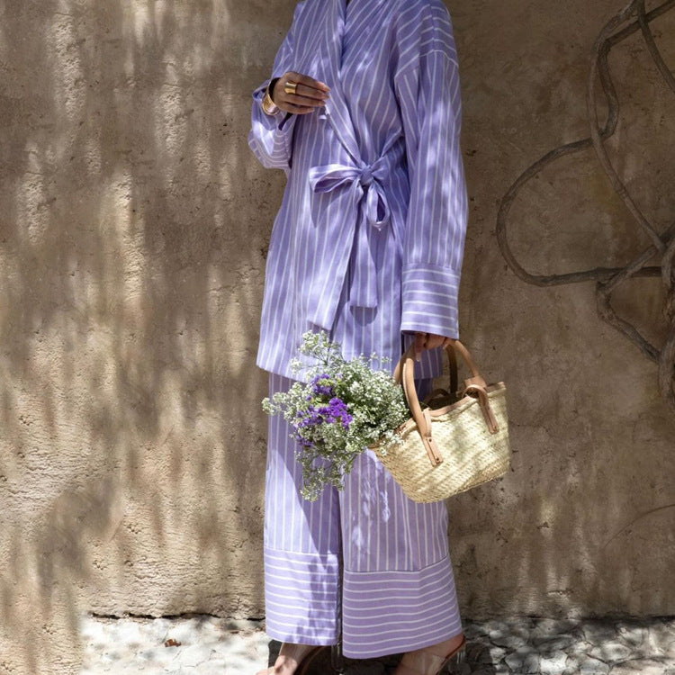 Well Tailored Pants with a Graceful Silhouette