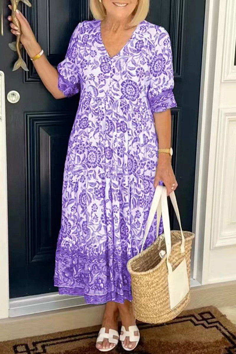 Classic Vintage Dress with a Flattering Fit