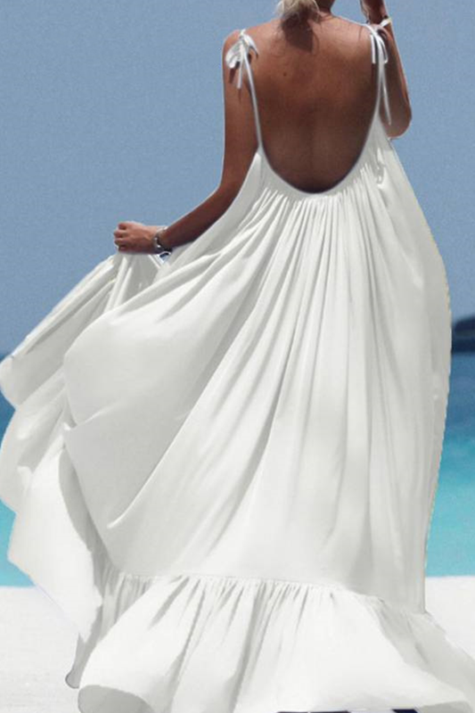 Beautifully Finished Dress in a Timeless Design