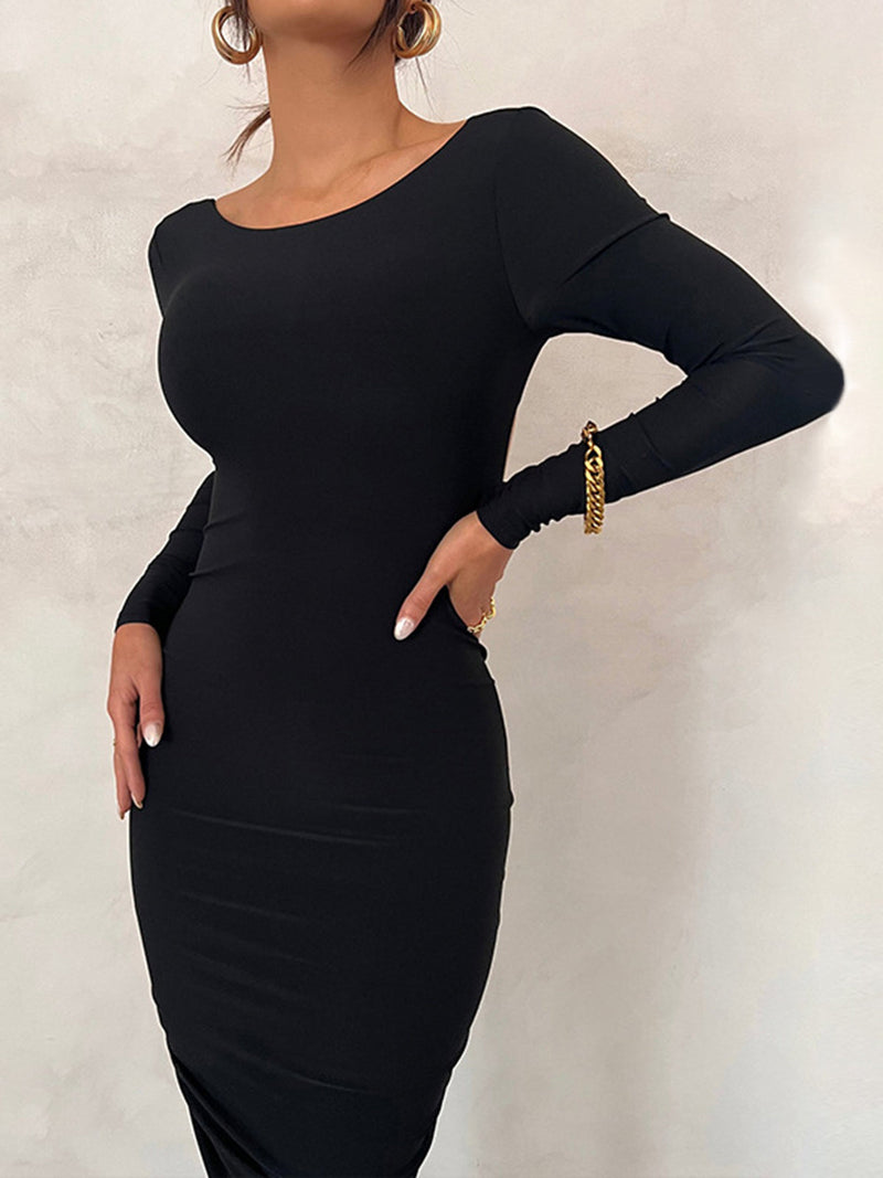 Beautifully Finished Dress in a Timeless Design
