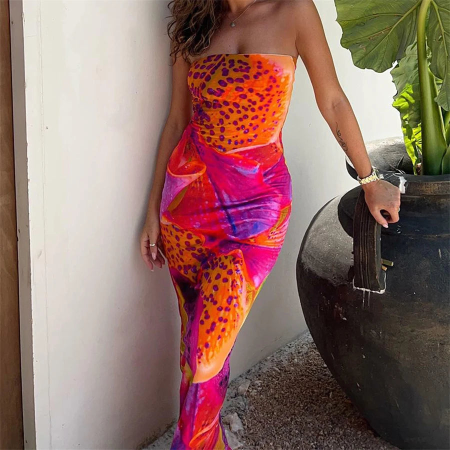 Gracefully Styled Dress for Any Occasion