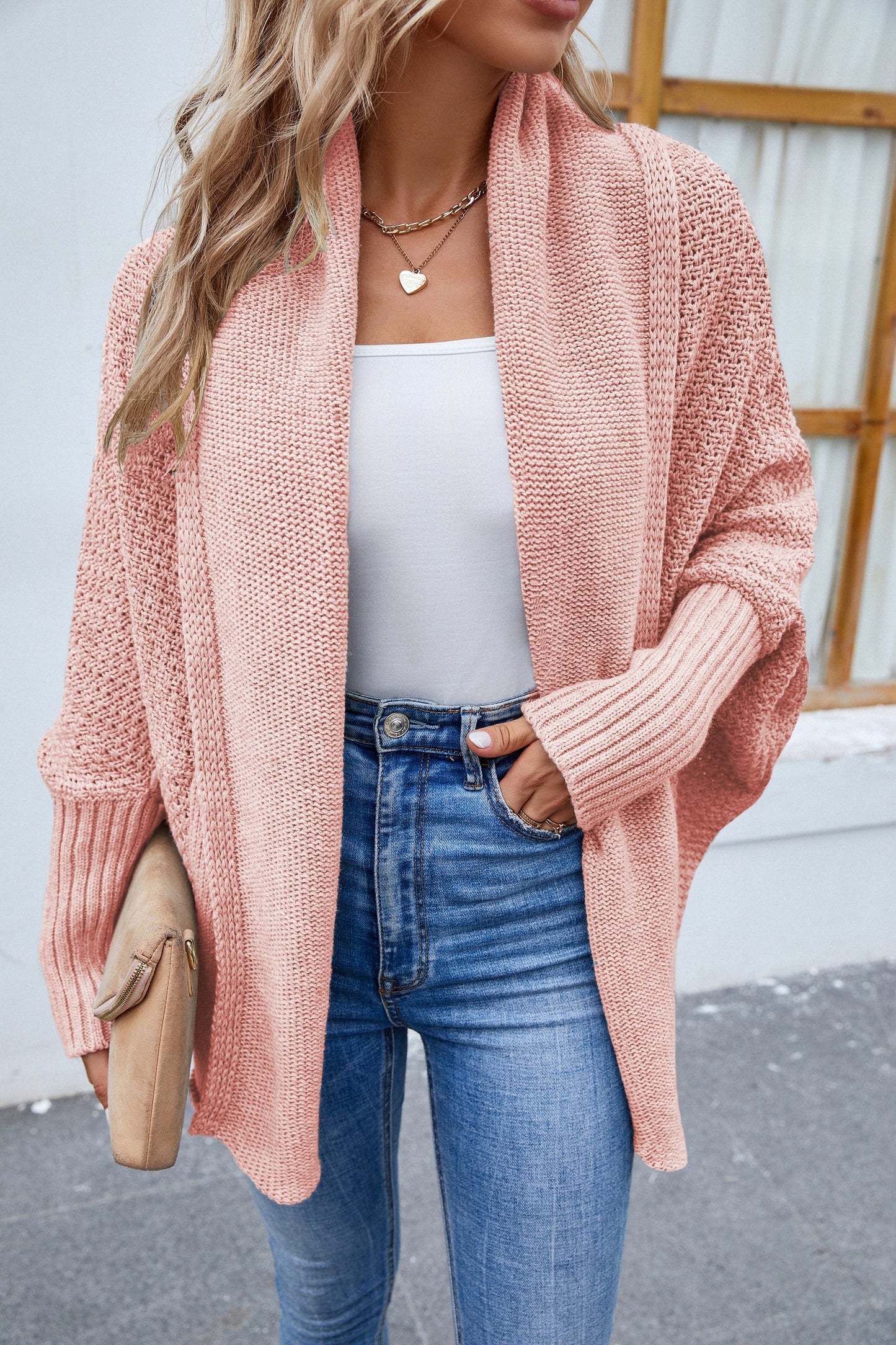 Elegantly Styled Cardigan for Everyday Wear