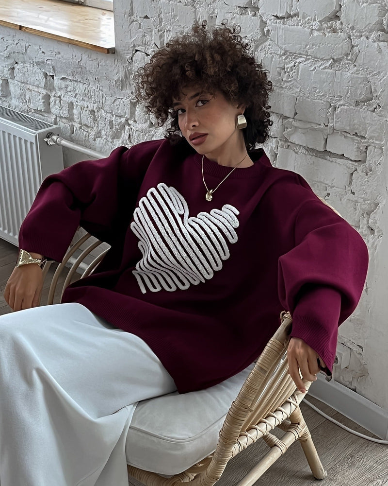 Effortlessly Elegant Sweater with a Timeless Design