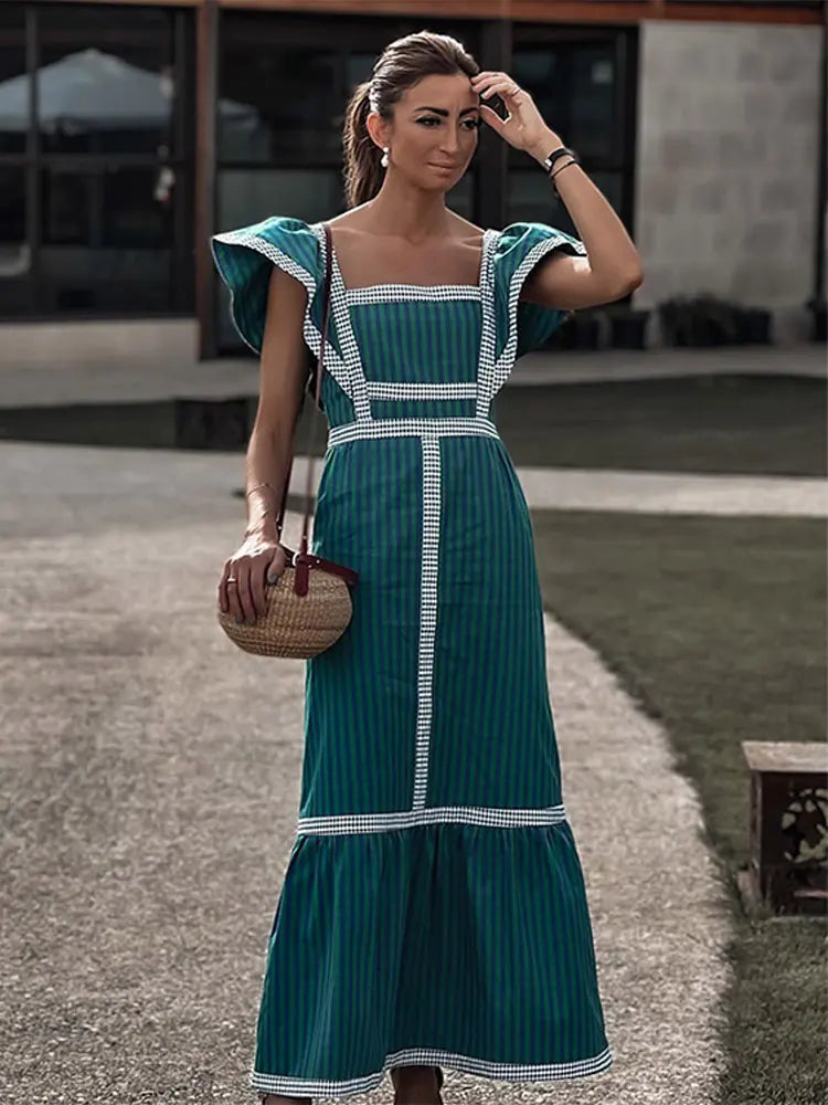 Polished Dress with an Effortless Classic Look