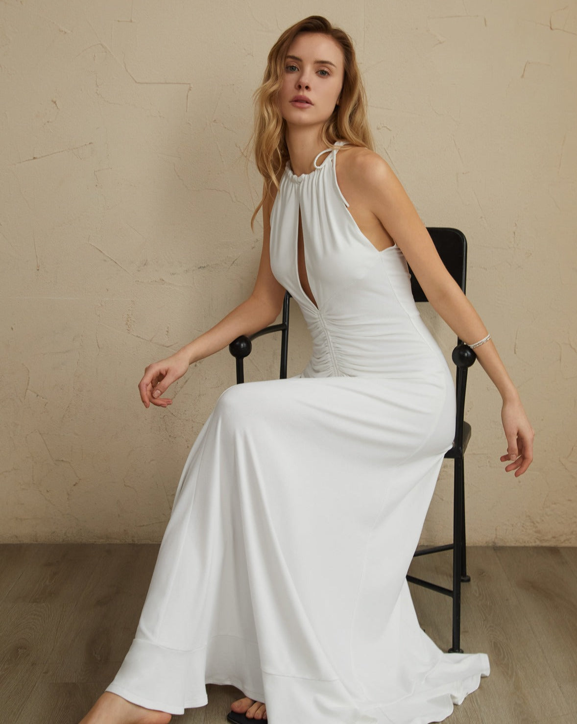 Polished Dress with an Effortless Classic Look