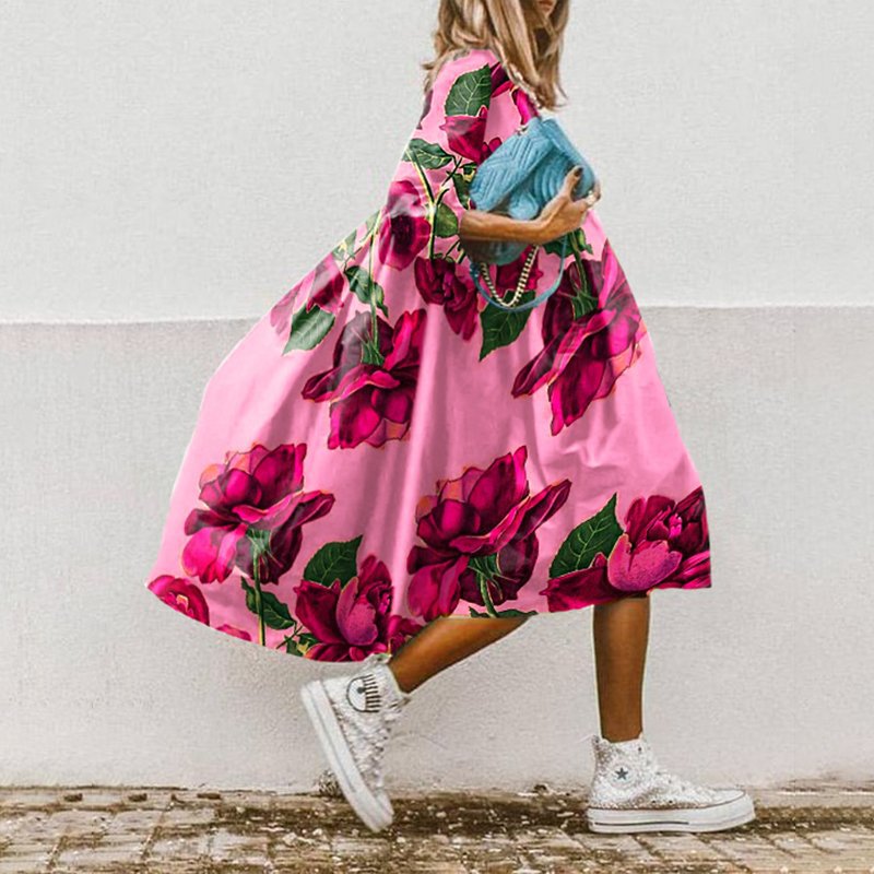 Classic Vintage Dress with a Flattering Fit