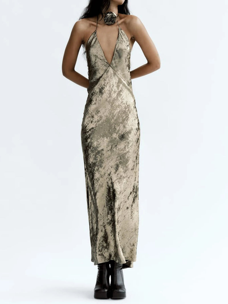 A Vintage Style Dress with Delicate Timeless Details
