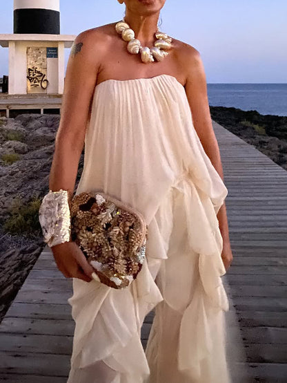 Effortlessly Elegant Garment with a Timeless Design
