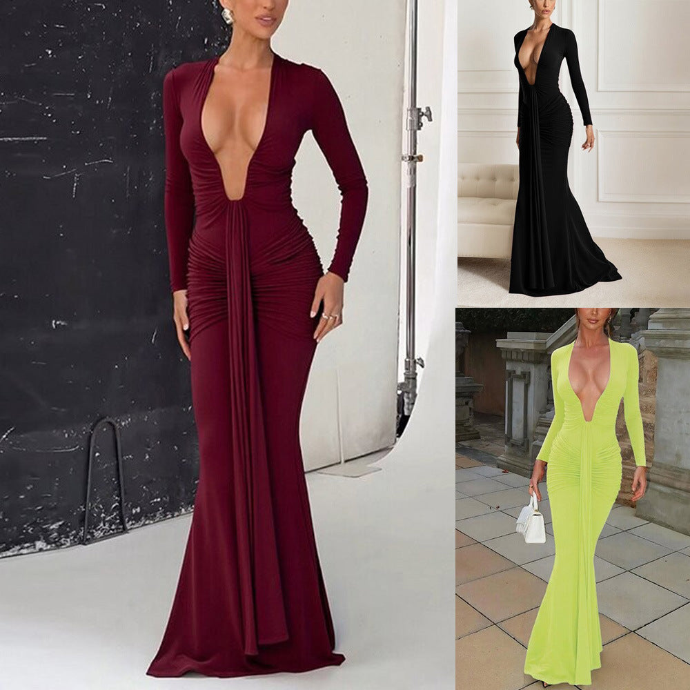 Gracefully Styled Dress for Any Occasion