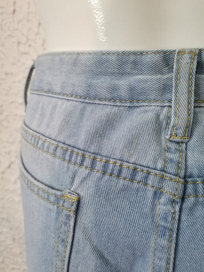 Sophisticated Pants with a Clean Classic Look