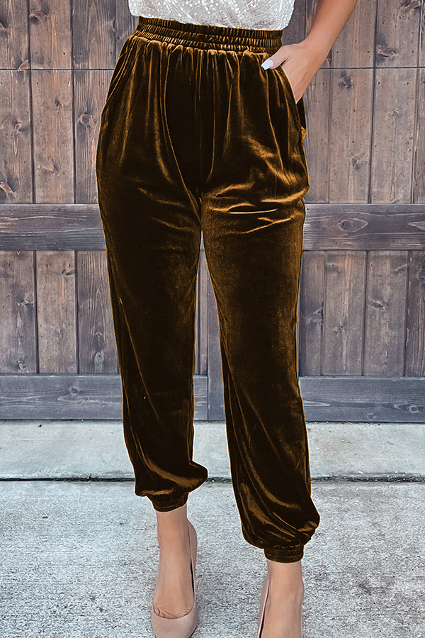 Sophisticated Pants with a Clean Classic Look