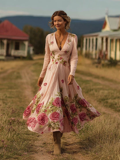 Beautifully Finished Dress in a Timeless Design