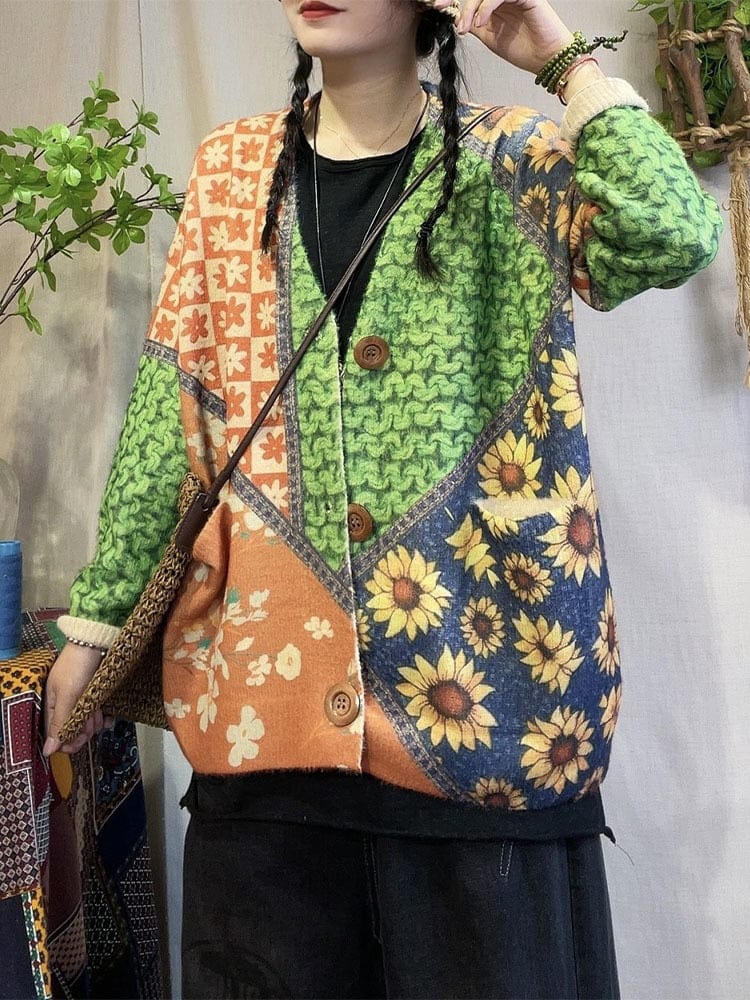 Well Tailored Cardigan with a Graceful Silhouette