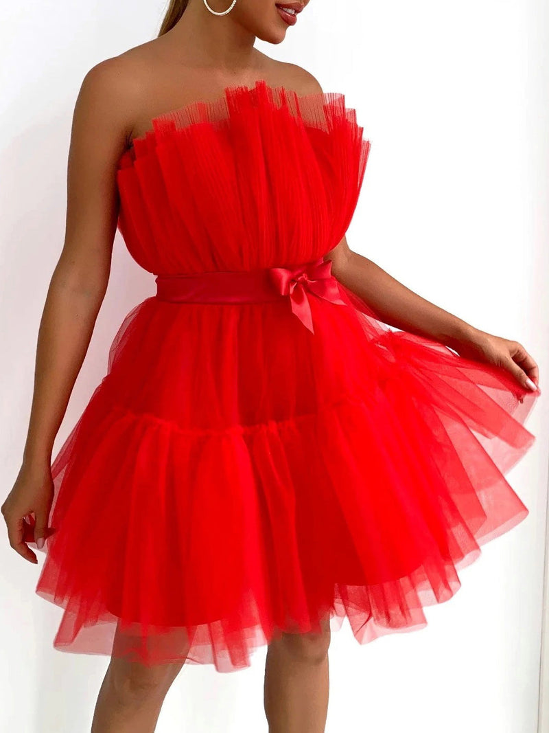 Effortlessly Elegant Dress with a Timeless Design