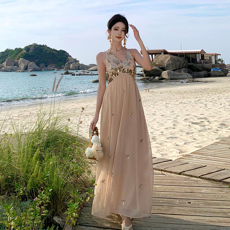 Gracefully Styled Dress for Any Occasion