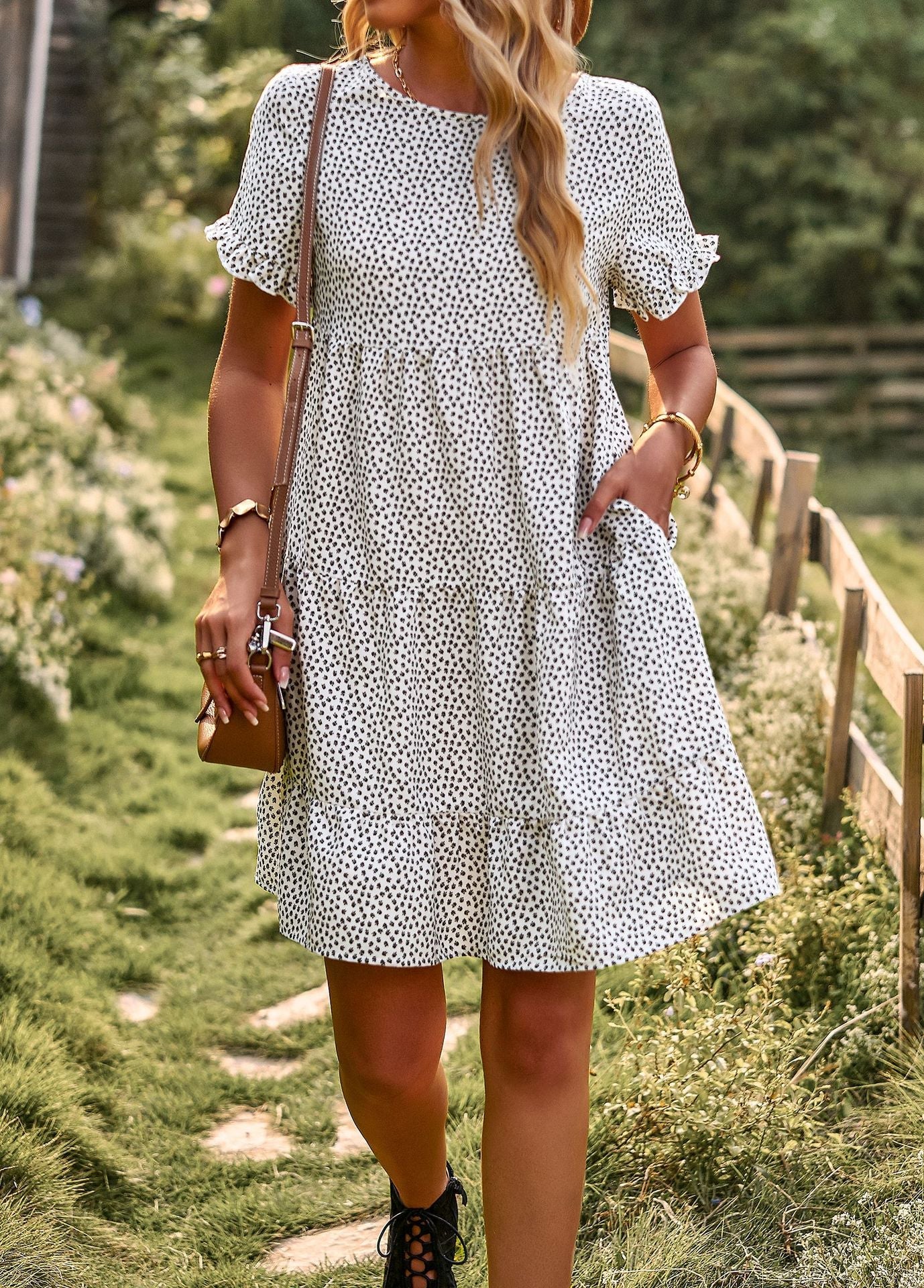 Gracefully Styled Dress for Any Occasion
