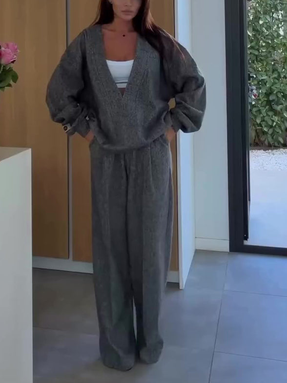Well Tailored Pants with a Graceful Silhouette