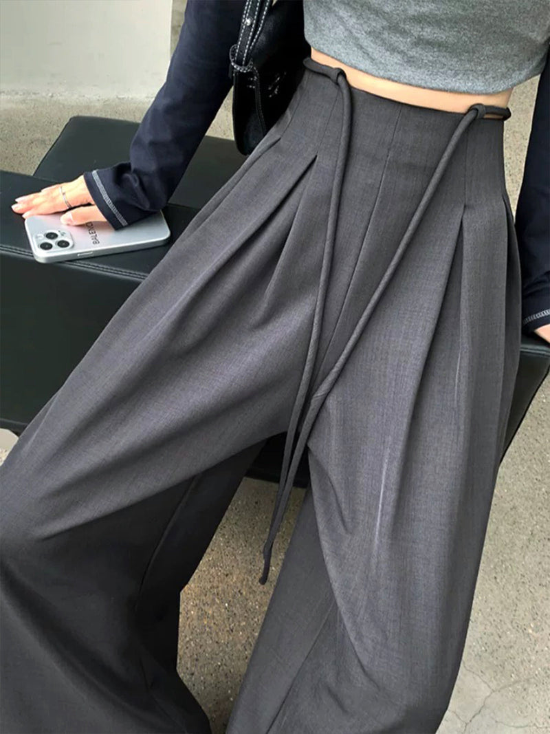 Beautifully Finished Pants in a Timeless Design