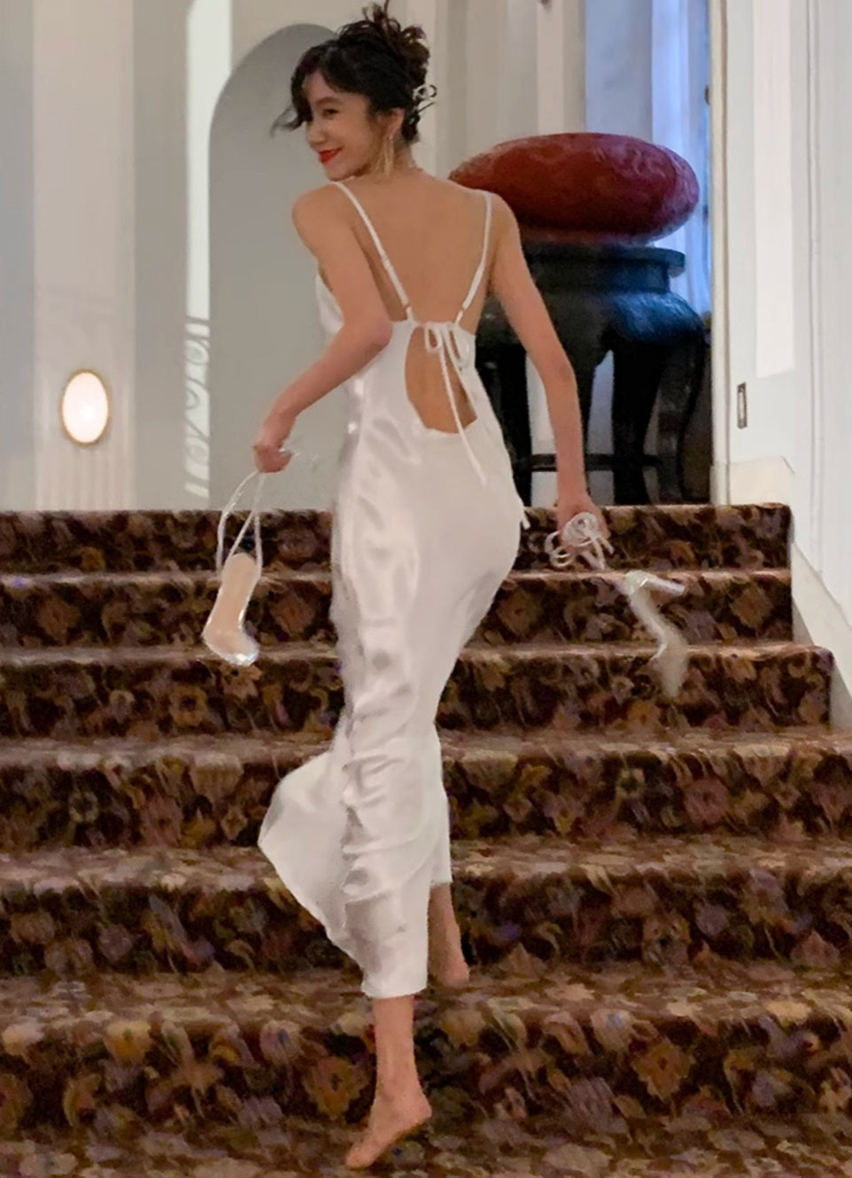 Beautifully Crafted Dress in a Classic Style