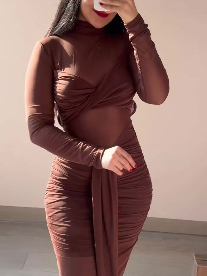 Beautifully Crafted Dress in a Classic Style