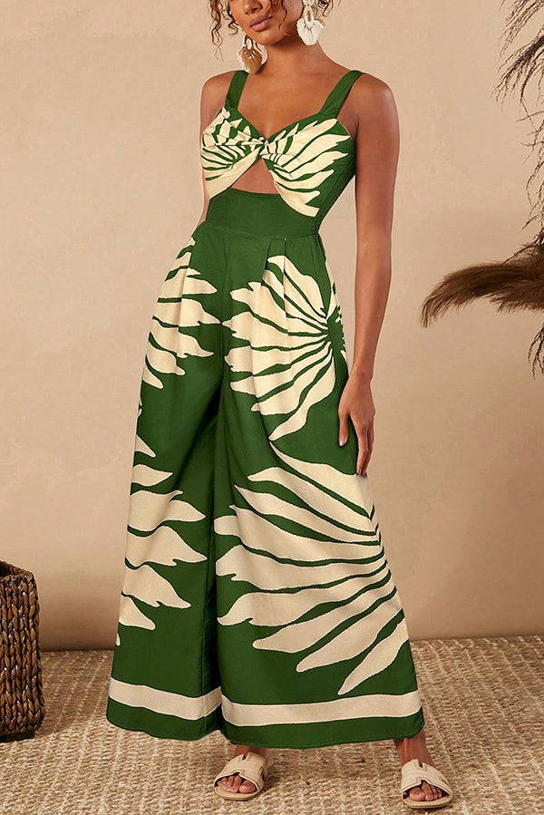 Gracefully Styled Garment for Any Occasion