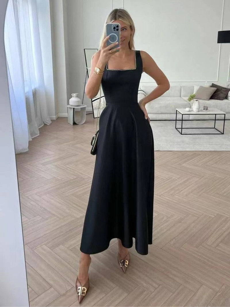 Effortlessly Elegant Dress with a Timeless Design