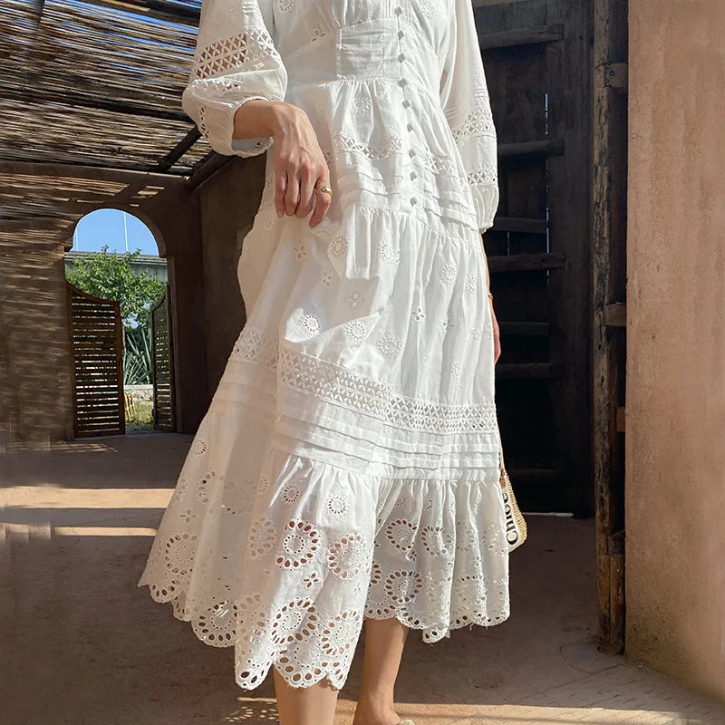 Sophisticated Dress with a Clean Classic Look