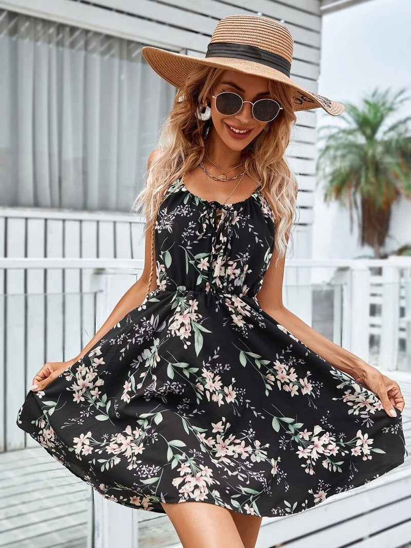 Beautifully Finished Dress in a Timeless Design