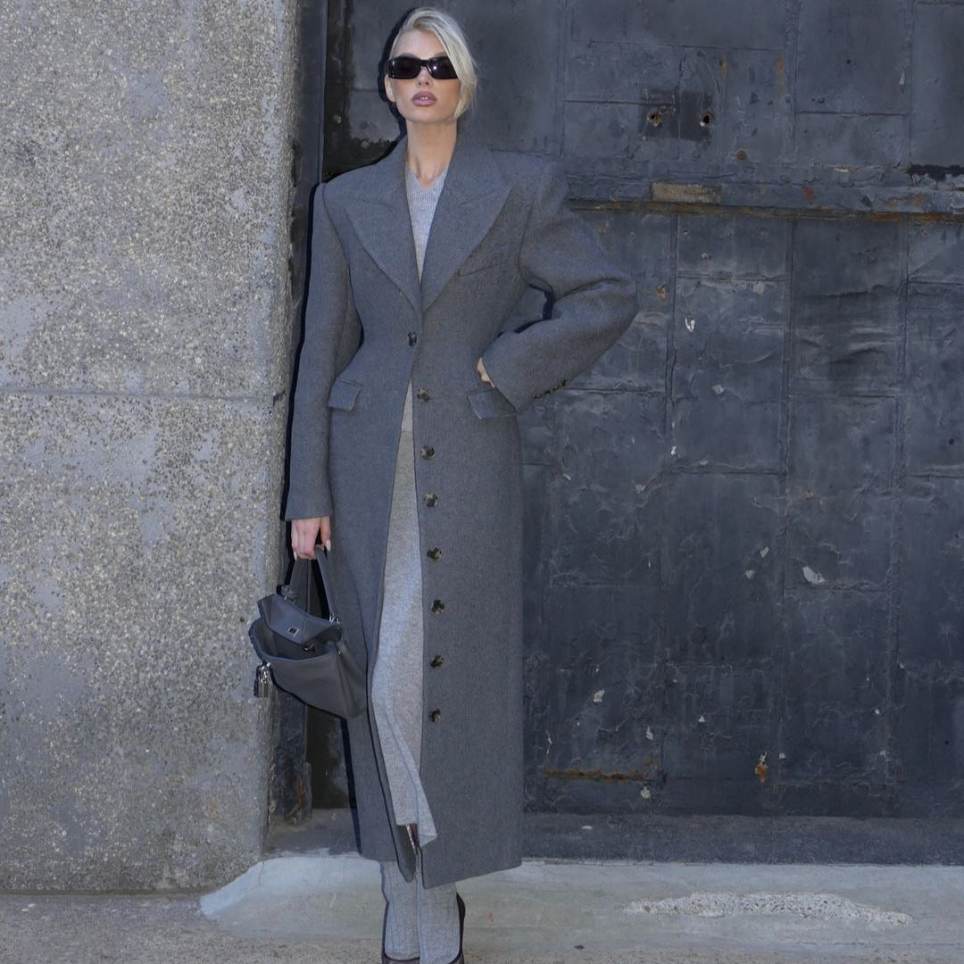 Classic Vintage Coat with a Flattering Fit