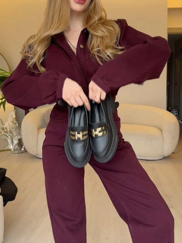 Gracefully Styled Garment for Any Occasion