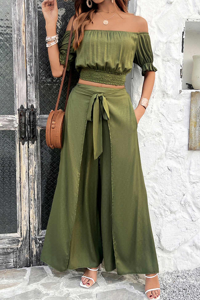 Sophisticated Pants with a Clean Classic Look