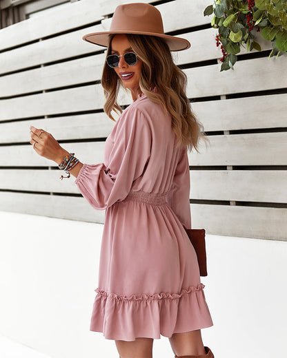 Well Tailored Dress with a Graceful Silhouette