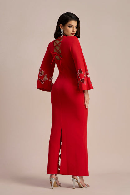 Beautifully Crafted Dress in a Classic Style