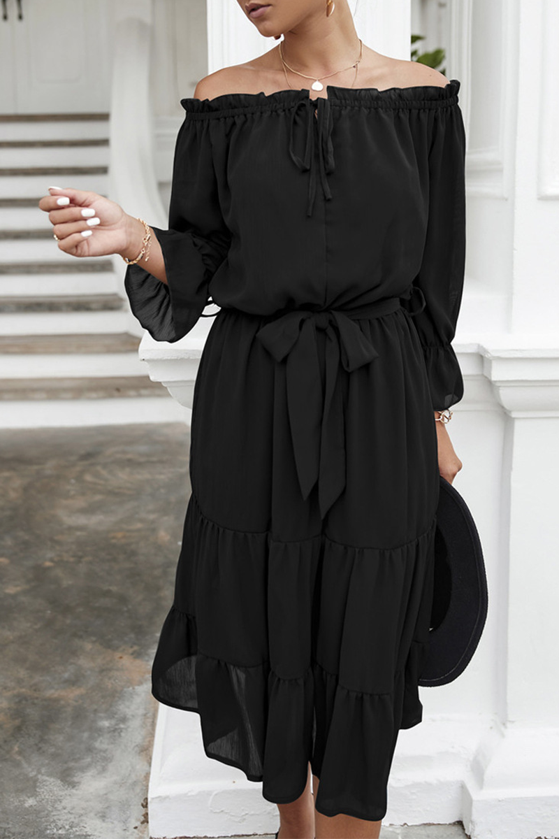 Sophisticated Dress with a Clean Classic Look