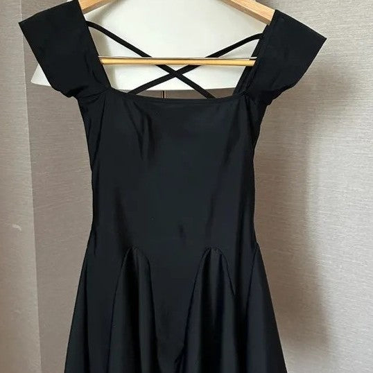 Classic Vintage Garment with a Flattering Fit