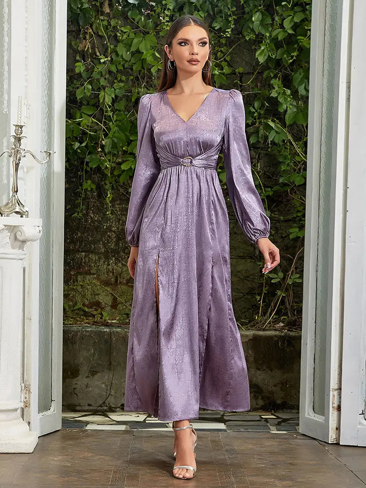 Sophisticated Dress with a Clean Classic Look