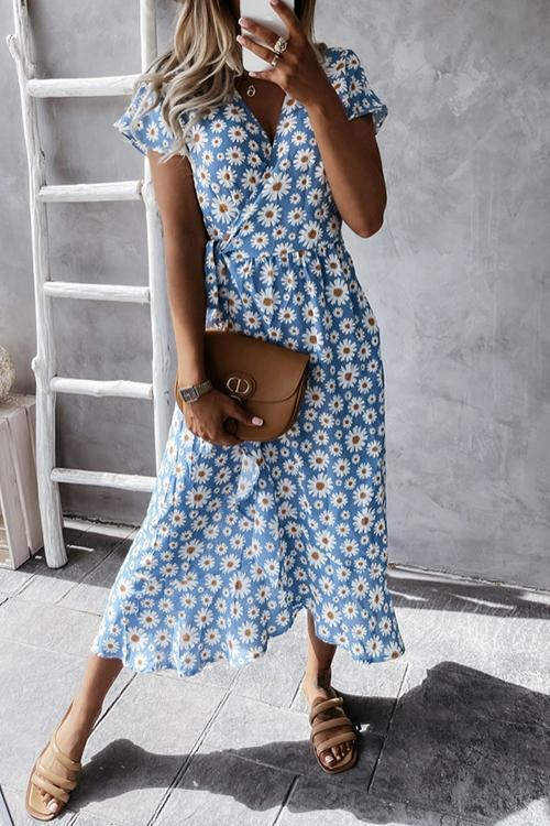 Elegantly Styled Dress for Everyday Wear