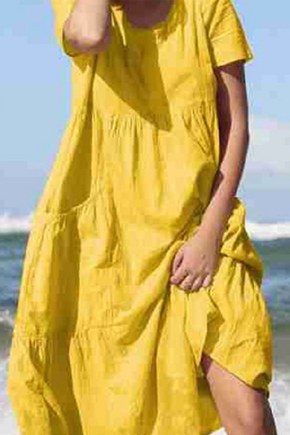 Well Tailored Dress with a Graceful Silhouette