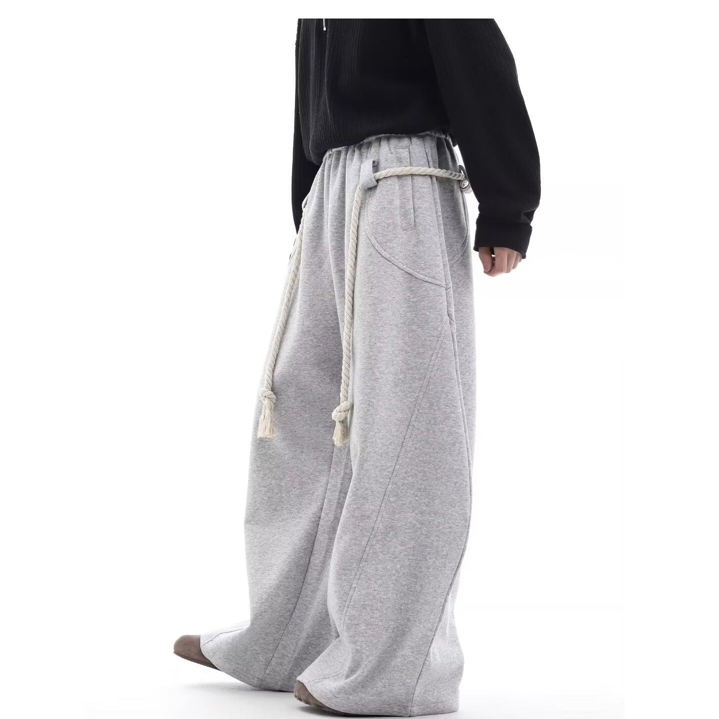 Beautifully Finished Pants in a Timeless Design