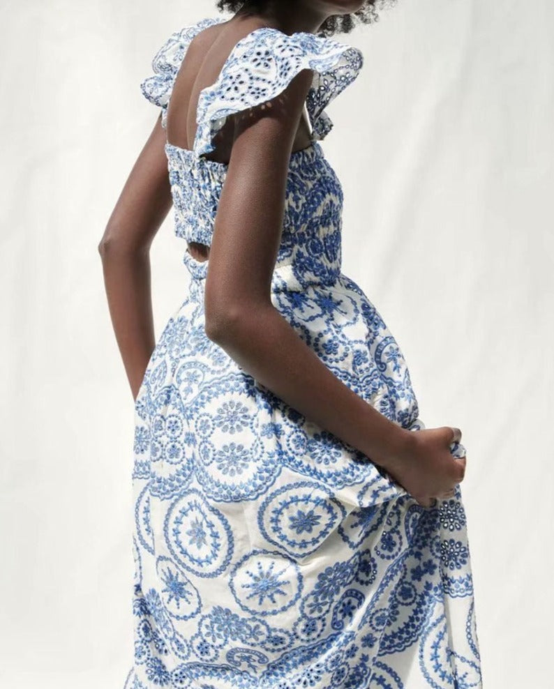 Polished Dress with an Effortless Classic Look