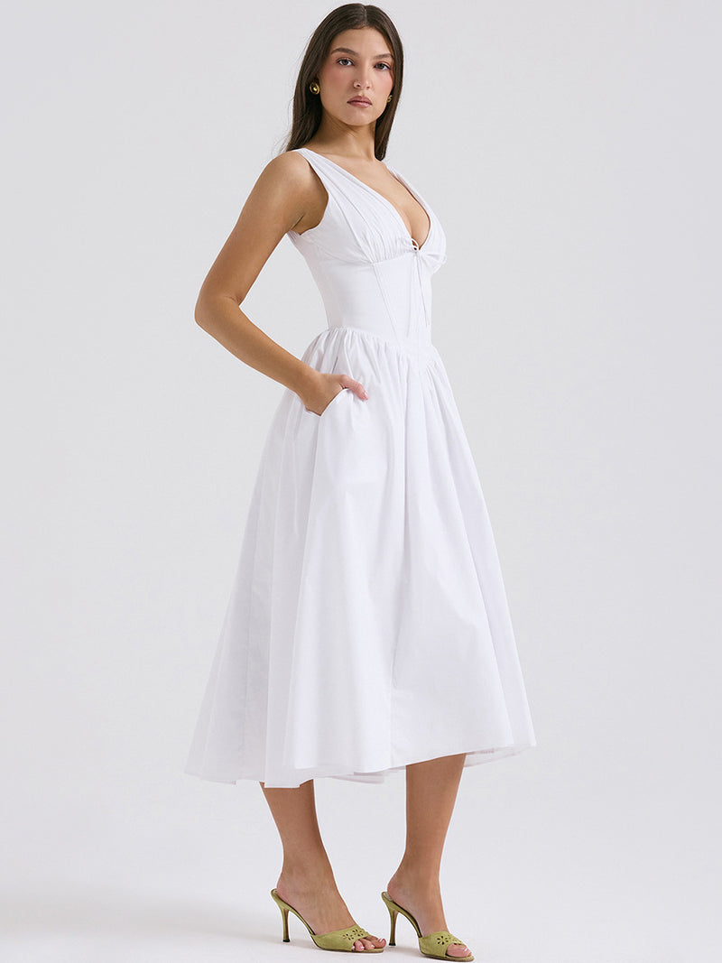 Polished Dress with an Effortless Classic Look