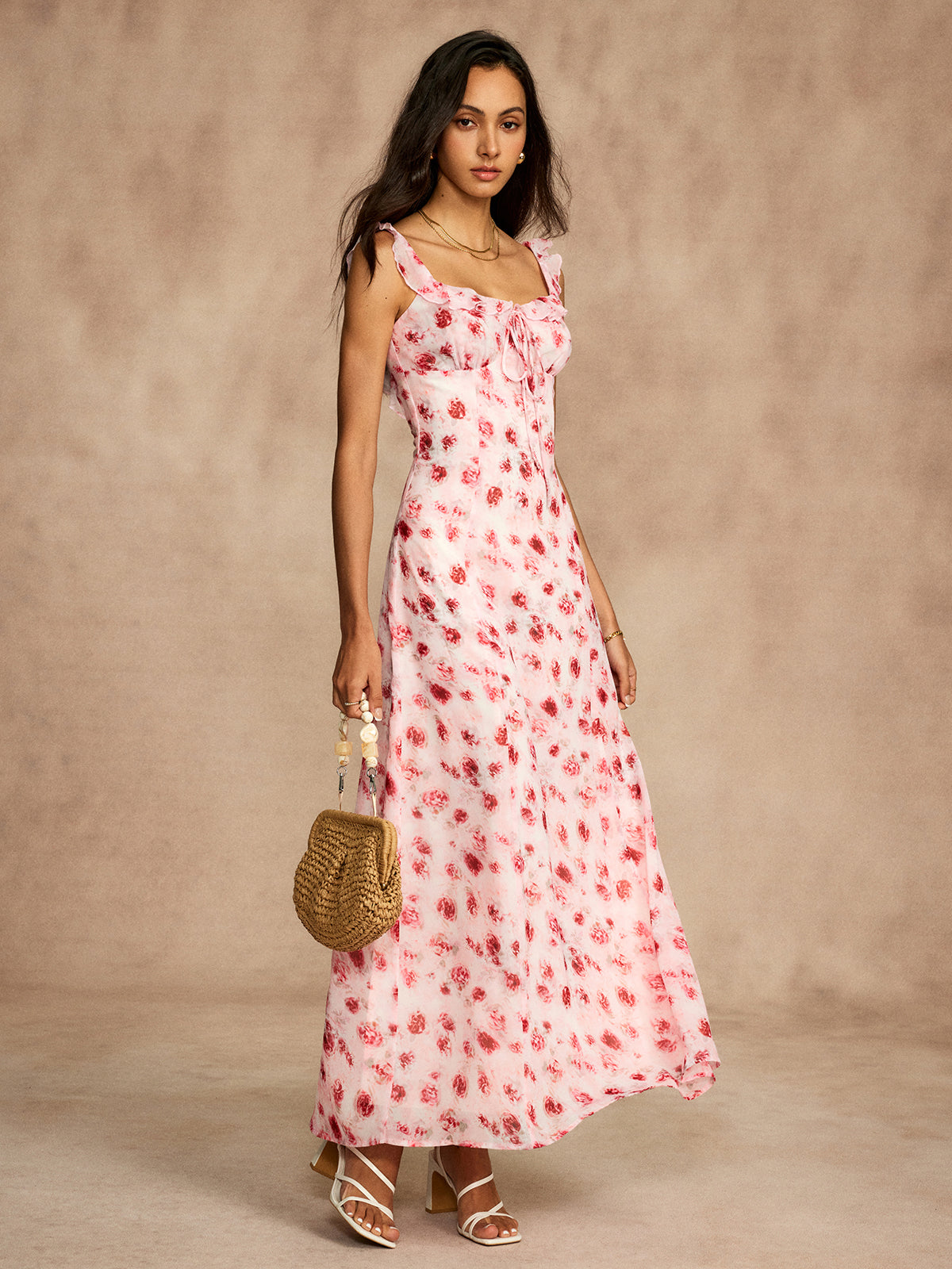 Beautifully Crafted Dress in a Classic Style