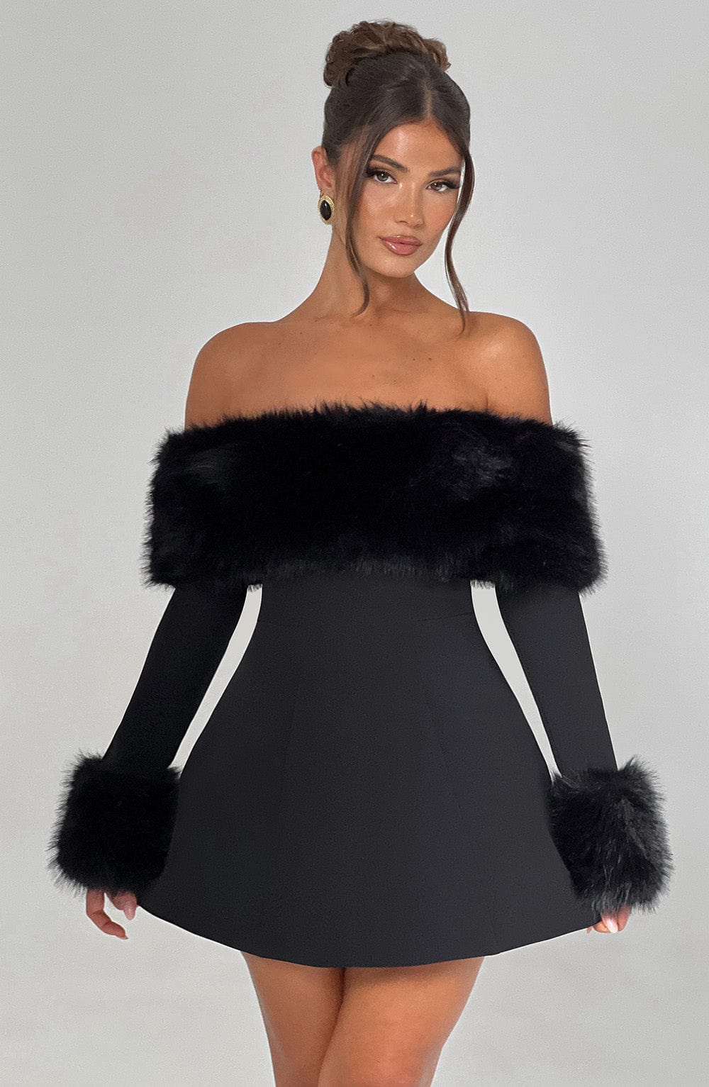 Classic Vintage Dress with a Flattering Fit