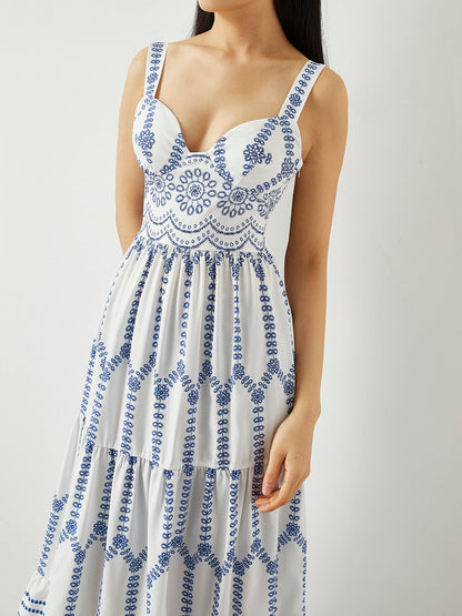 Sophisticated Dress with a Clean Classic Look