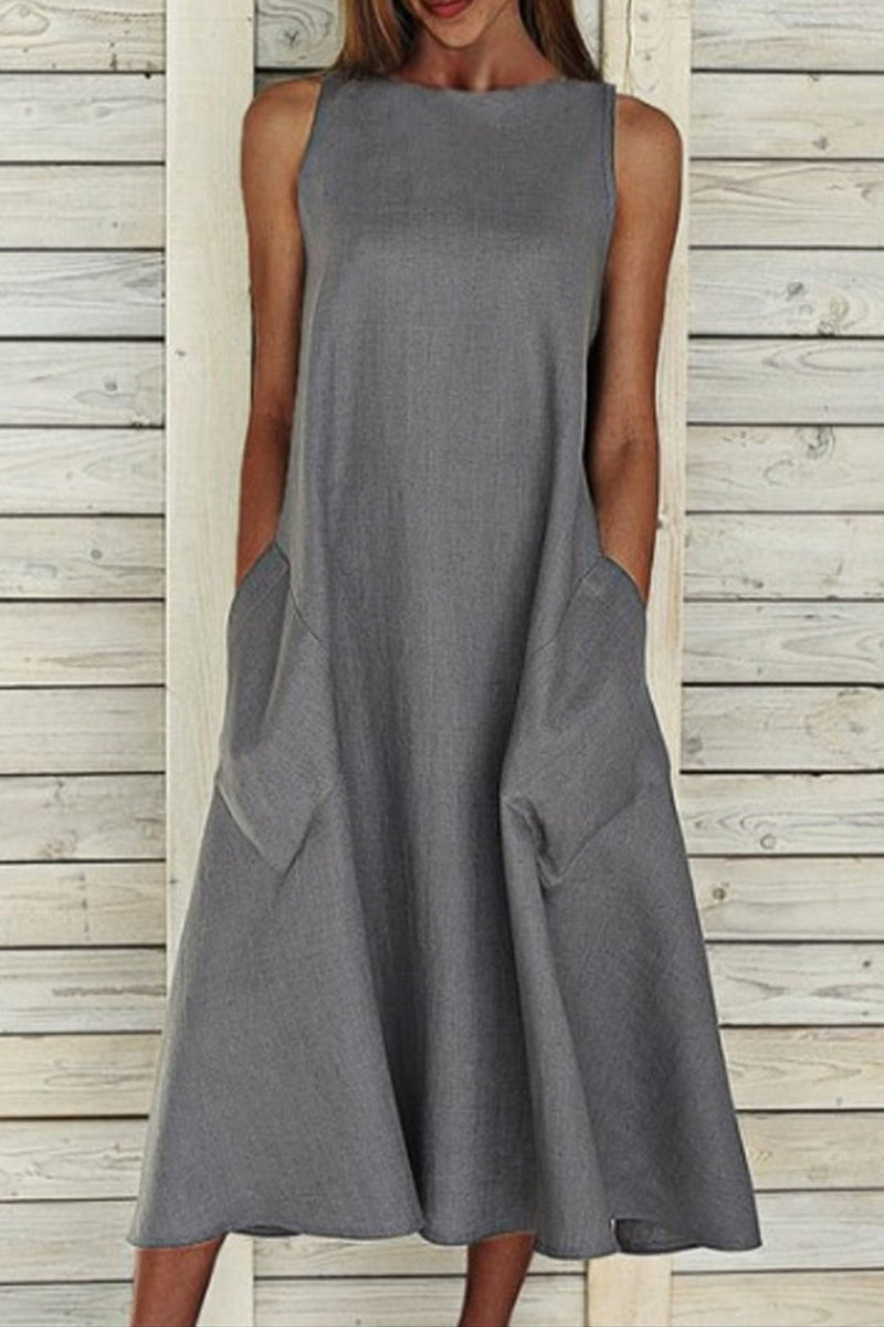 Effortlessly Elegant Dress with a Timeless Design