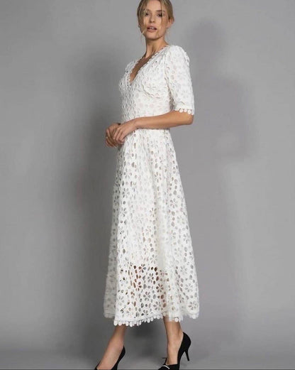 Classic Vintage & Enduringly Stylish Dress